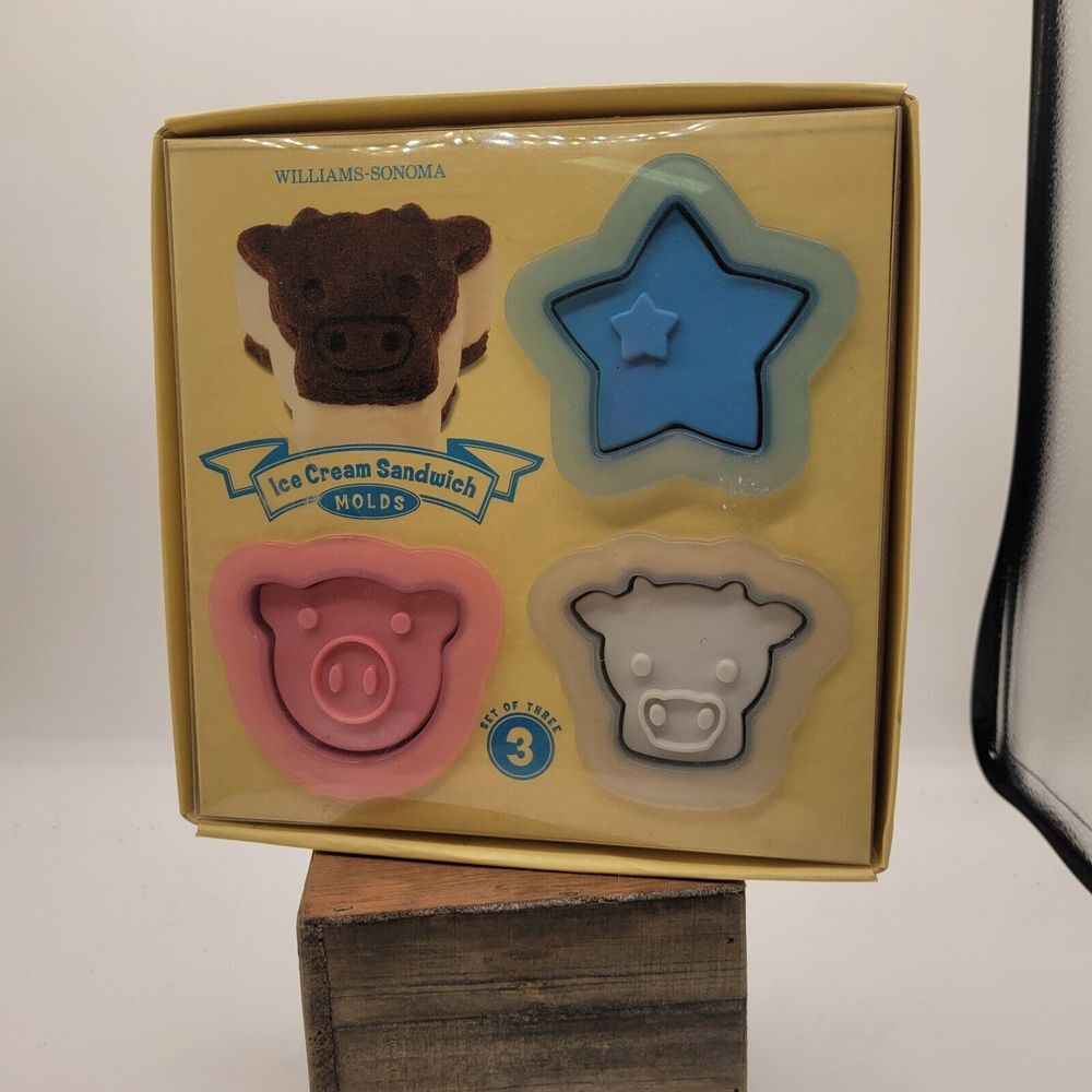 NIB- WILLIAMS-SONOMA Ice Cream Sandwich Molds Pig, Star & Cow